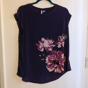 Elle purple flower cap sleeve blouse L